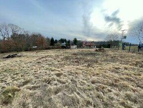 Pozemek 1059 m2 s projektem domu 4+kk o podlahové ploše 160 