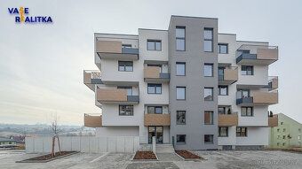 Nabízíme k pronájmu nadstandardní byt v klidné části města H