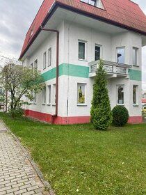 Nabízíme komerční prostory k pronájmu na ulici Hemy ve Valaš