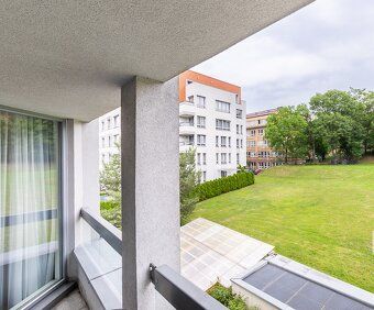 Nabízíme Vám ojedinělou možnost bydlení v luxusním uzavřeném