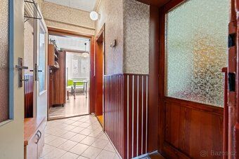 Nabízíme k prodeji rodinný dům o dispozici 3+1 s obytnou plo