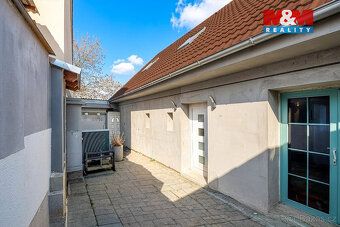 Nabízíme k prodeji krásný rodinný dům 4+1, který prošel mode