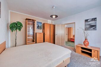 Nabízíme k pronájmu bytovou jednotku 2+1 o podlahové ploše 7