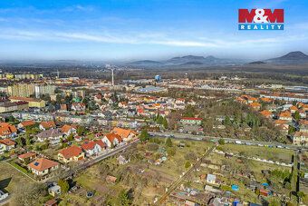 Nabízíme k prodeji 2 pozemky o celkové rozloze 1053m2 v zahr