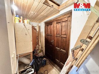 Nabízíme k prodeji útulnou chalupu v klidné části obce Kovář
