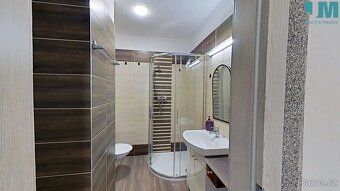 Ev.č. 02057 Nabízíme k pronájmu světlý a útulný byt o dispoz