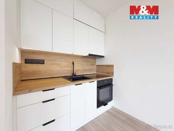 Nabízíme pronájem bytu 1+kk o celkové podlahové ploše s přís