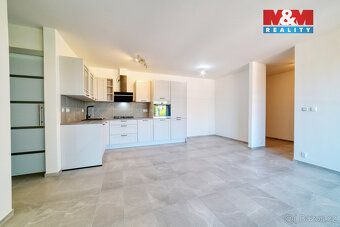 Nabízíme k pronájmu moderní byt 3+kk o rozloze 73 m², který 