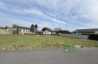 Nabízíme Vám k prodeji stavební pozemek o výměře 1532 m² v e