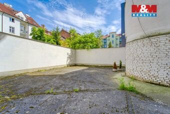 Nabízíme k pronájmu representativní kancelářské prostory o p