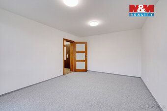Nabízíme k dlouhodobému pronájmu kompletně zrekonstruovaný, 