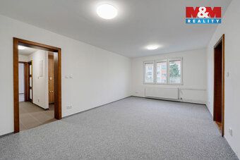 Nabízíme k dlouhodobému pronájmu kompletně zrekonstruovaný, 