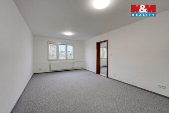 Nabízíme k dlouhodobému pronájmu kompletně zrekonstruovaný, 