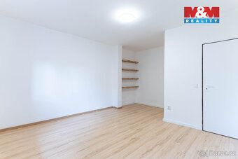 Exkluzivně Vám nabízíme k prodeji rodinný dům se zahradou v 
