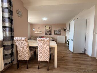 Ev.č. 5437 Prodej plně obsazeného činžovního domu se zahrado