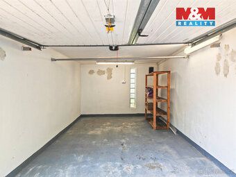 Nabízíme k prodeji řadovou garáž v osobním vlastnictví, nach