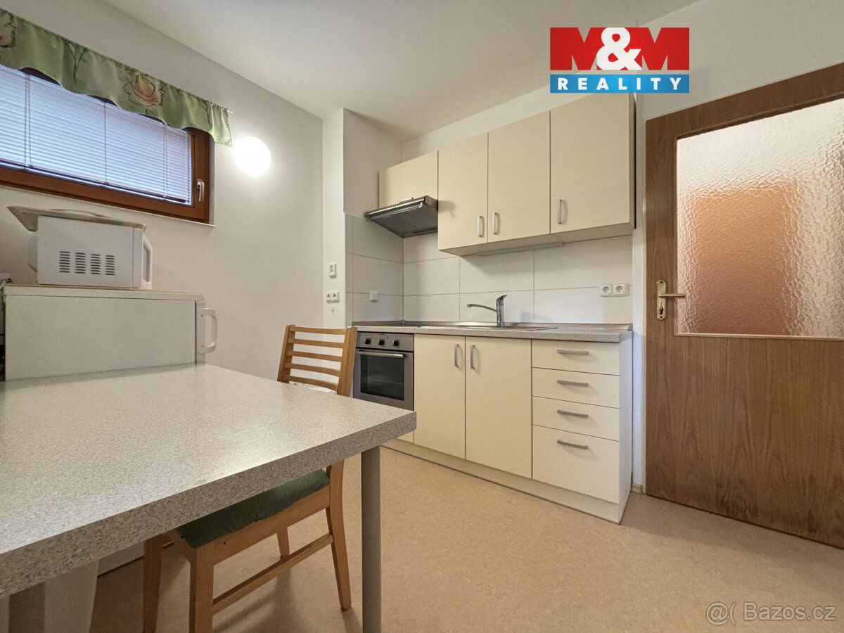 K pronájmu nabízíme kompletně VYBAVENÝ byt 2+kk o výměře 48 