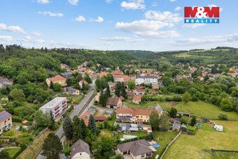 Nabízíme ke koupi zděnou garáž o výměře 16 m², která se nach
