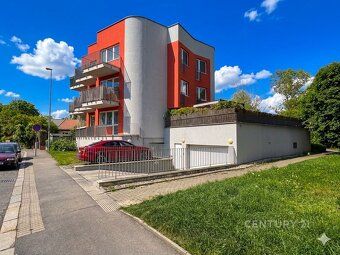 Exkluzivně vám nabízíme slunný a skvěle řešený byt 3+kk v ob