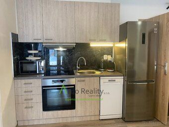 Nabízíme k prodeji příjemný, nový apartmán č. 1 na adrese Li