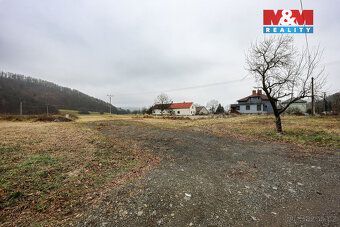 Nabízíme k prodeji pozemek určený k bydlení v katastrálním ú