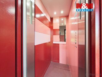Nabízíme k prodeji útulný byt 2+1 o užitné ploše 61 m², nach