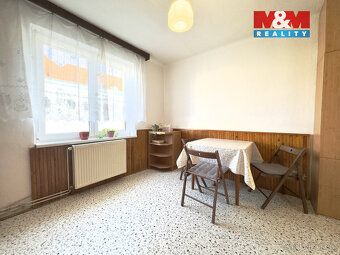 Nabízíme k pronájmu útulný byt 2+1 v ulici Miřiovského. Byt 