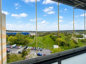 BYT 4+1, 90m², 7. NADZEMNÍ PODLAŽÍ,SKLEP 6 m², LODŽIE, PRAHA