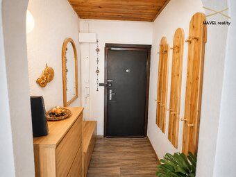 BYT 4+1, 90m², 7. NADZEMNÍ PODLAŽÍ,SKLEP 6 m², LODŽIE, PRAHA