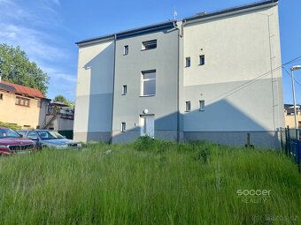 Příjemný byt po kompletní rekonstrukci s parkovacím místem a
