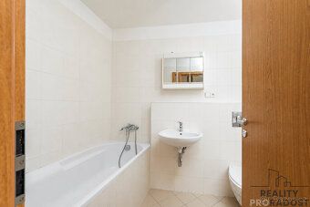 Nabízíme k prodeji byt o dispozici 1+kk o výměře 34,5 m2 s p