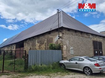 K pronájmu prostorná stodola o výměře 350 m2, která se nachá