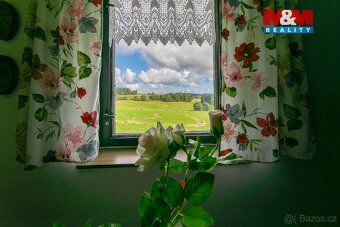 Nabízíme k prodeji krásnou chalupu v klidné lokalitě Tajanov