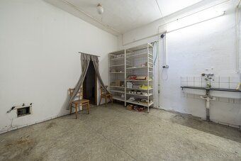 Nabízíme k prodeji komerční objekt v městské části Kroměříž-