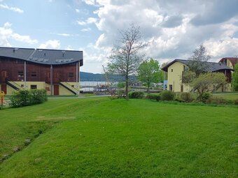Prodám krásný patrový apartmán přímo u jezera Bungalov, mezo