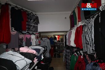 Nabízíme k pronájmu komerční prostor o velikosti 120 m² v ce
