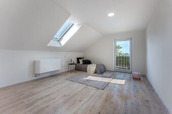 Prodej novostavby RD 5+kk, cca 171 m², pozemek 377 m², Kolín