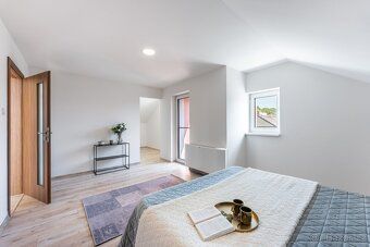 Prodej novostavby RD 5+kk, cca 171 m², pozemek 377 m², Kolín