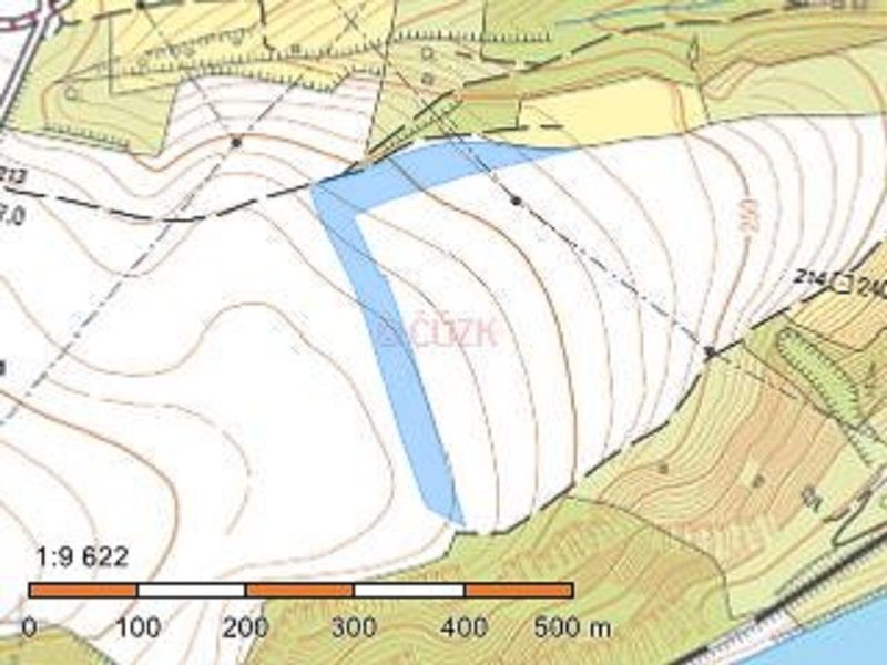 Nabízíme zajímavou nemovitost o velikosti 15.559 m2, na mírn