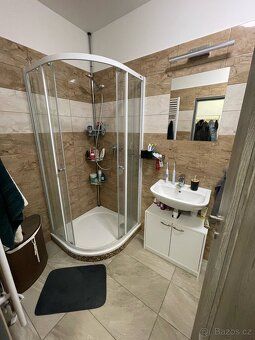Nabízím k pronájmu byt 2kk o velikosti 40m² na ulici Štolcov