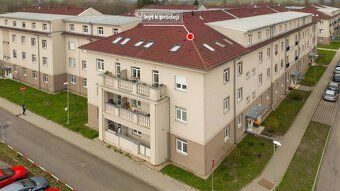 Nabízíme k prodeji krásný podkrovní byt o výměře 80,1 m² vče