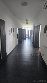 Nabízíme pronájem kancelářských prostor v areálu na ul. Žižk