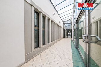 Nabízíme k pronájmu exkluzivní a jedinečné kancelářské prost