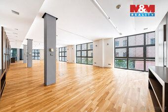 Nabízíme k pronájmu exkluzivní a jedinečné kancelářské prost