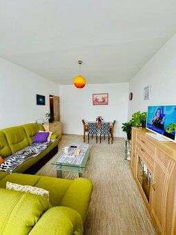 Exkluzivně nabízíme k pronájmu bytovou jednotku 2+1 s balkon