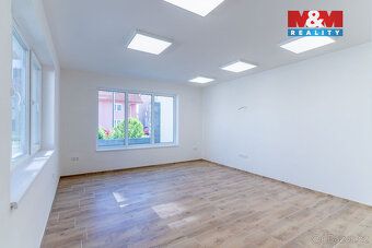 Ve vyhledávané lázeňské obci Slatinice nabízíme novostavbu p