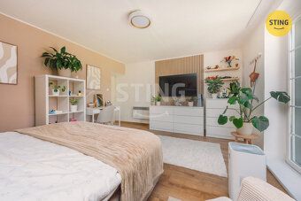 Nabízíme k prodeji rodinný dům o dispozici 4+kk v obci Staré