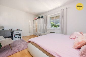 Nabízíme k prodeji rodinný dům o dispozici 4+kk v obci Staré