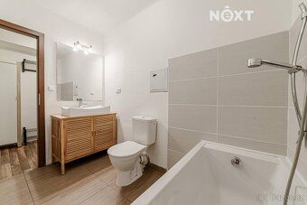 K podnájmu nabízíme vybavený byt s prostorným balkónem v pří