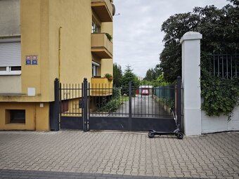 Nabízím k pronájmu garáž v centru města v ulici Palackého, u
